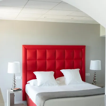 Les Roches Blanches 3*