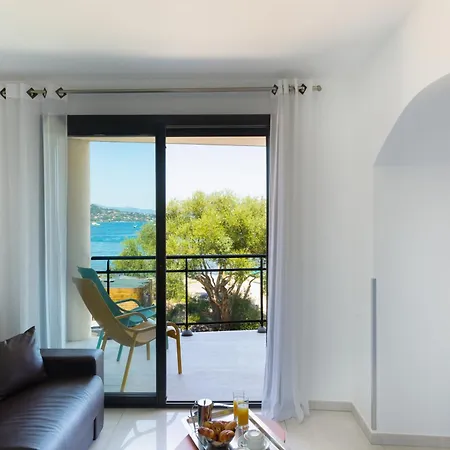 Les Roches Blanches Hotel