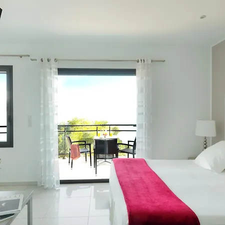 Отель Les Roches Blanches 3*