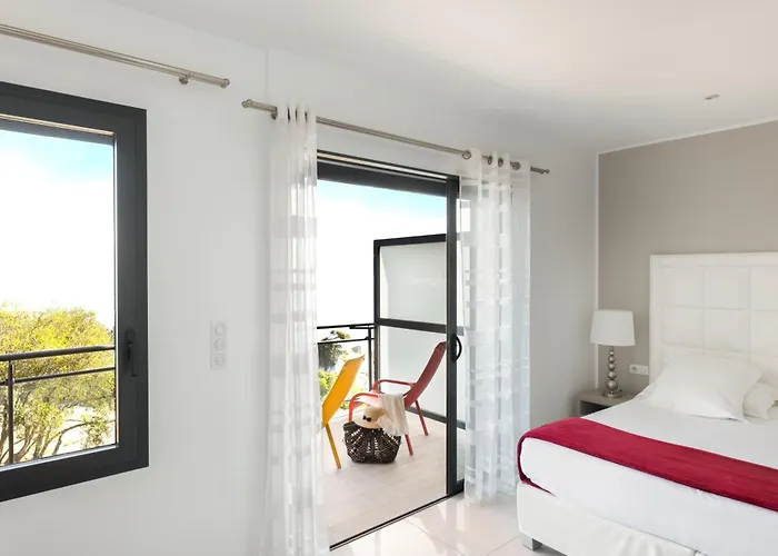 Les Roches Blanches Szálloda