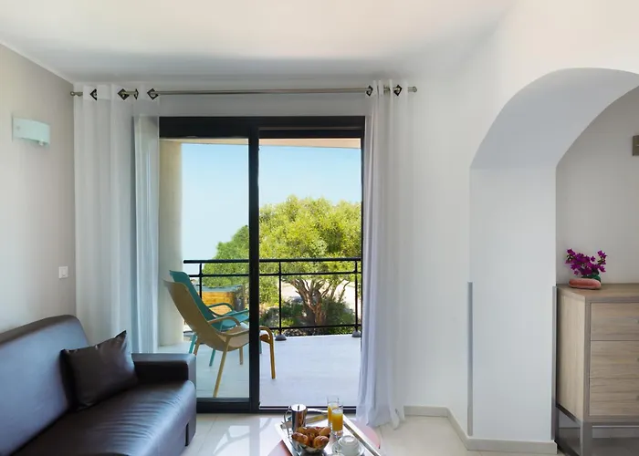 酒店 罗切布兰切酒店 3*